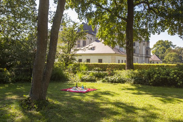 Picknicken im Schlosspark Grafenegg